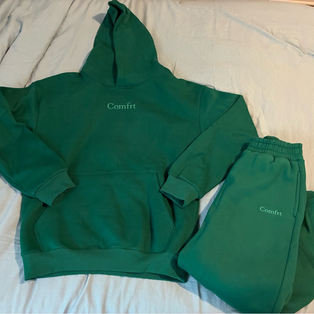 Green Comfort Hoodie and Sweatpants Set